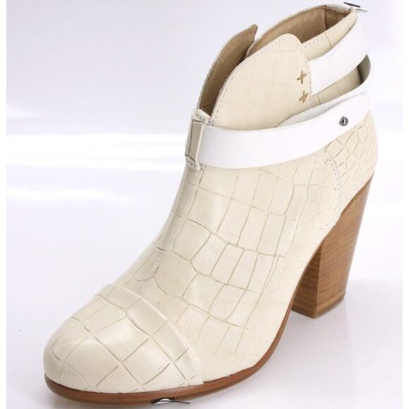 Rag & Bone Ivory Leather Harrow Ankle Booties SZ 39.5 Belted Block Heel New $550 - Picture 2 of 12
